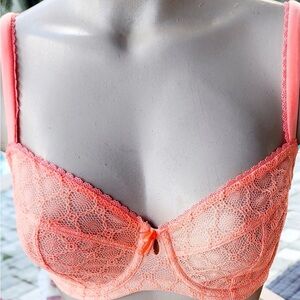 VS Dream Angels Lace Demi Bra 34DDD Neon Pink Peach Unlined Sheer Sexy Lingerie